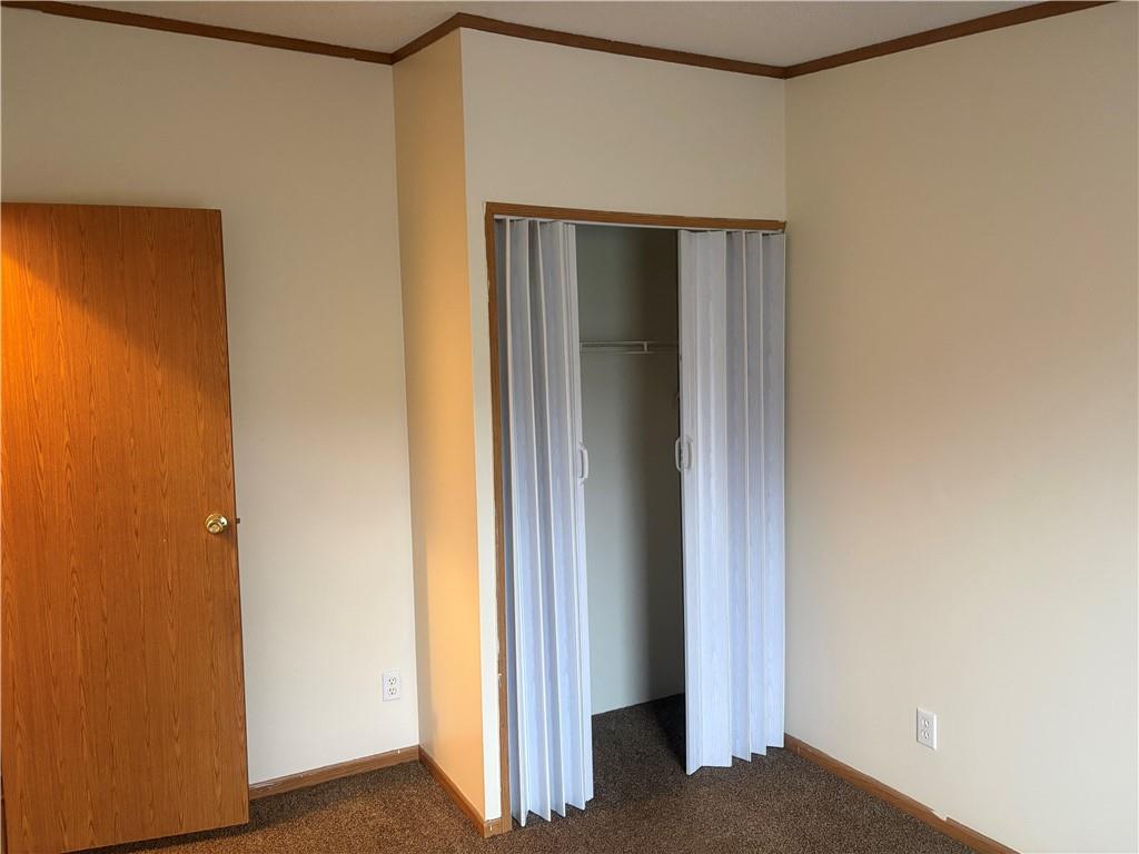 903 Union Street Farrell, PA 16121 - Photo 20 of 29 a view of a hallway with closet