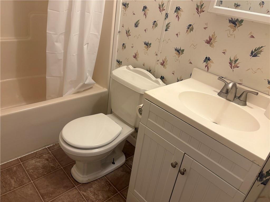 903 Union Street Farrell, PA 16121 - Photo 24 of 29 a bathroom with a sink and a toilet