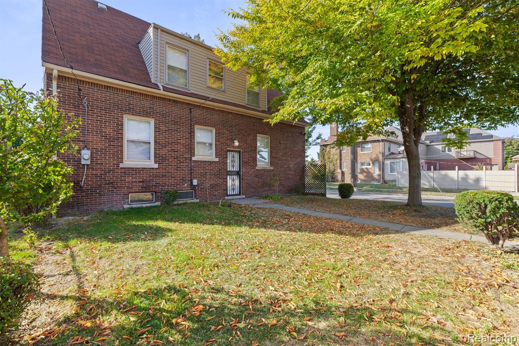 14960 Ashton Road Detroit, MI 48223 - Photo 33 of 37