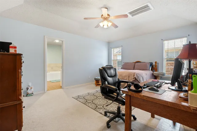 $2,400 | 6115 100th Street, Lubbock, TX 79424