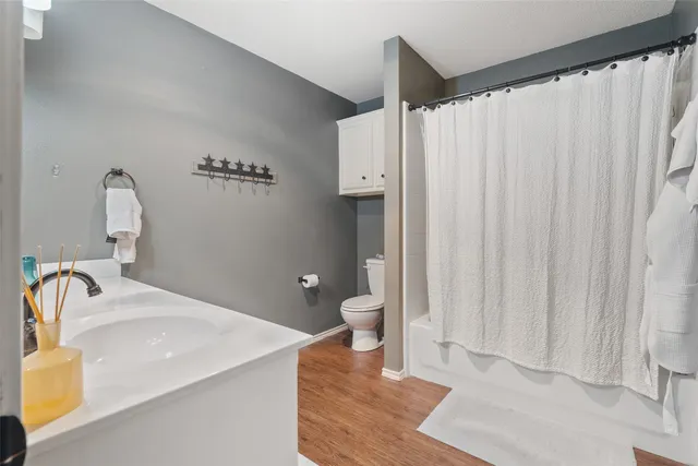 $2,400 | 6115 100th Street, Lubbock, TX 79424