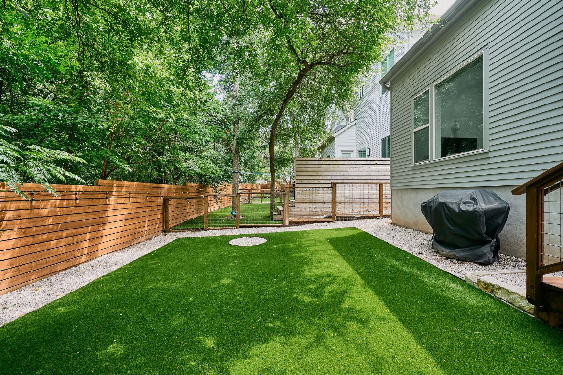 3001 Del Curto Road, Unit 14 Austin, TX 78704 - Photo 17 of 18 a view of backyard with a garden
