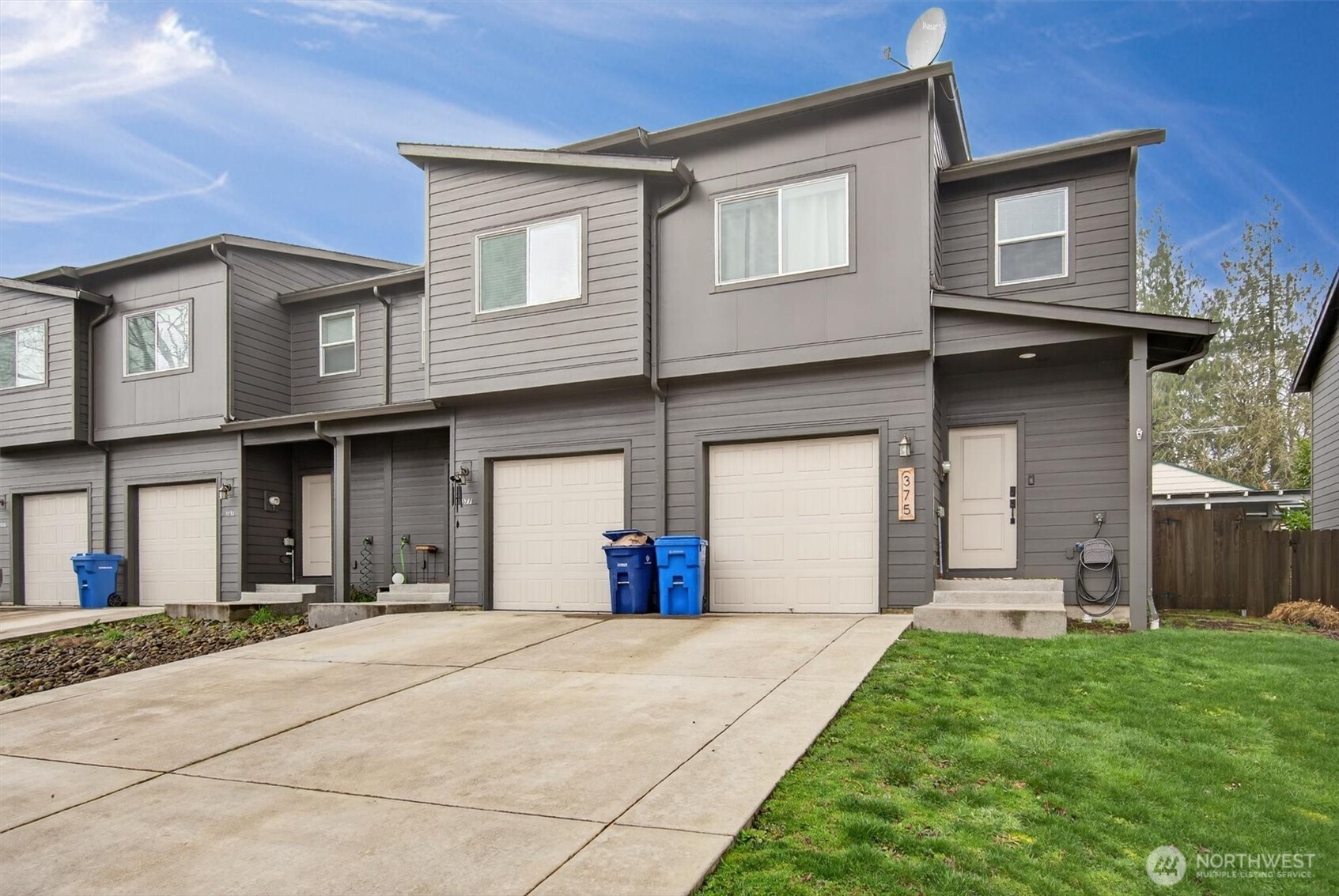 375 South 10th Street Kalama, WA 98625 - Photo 1 of 29