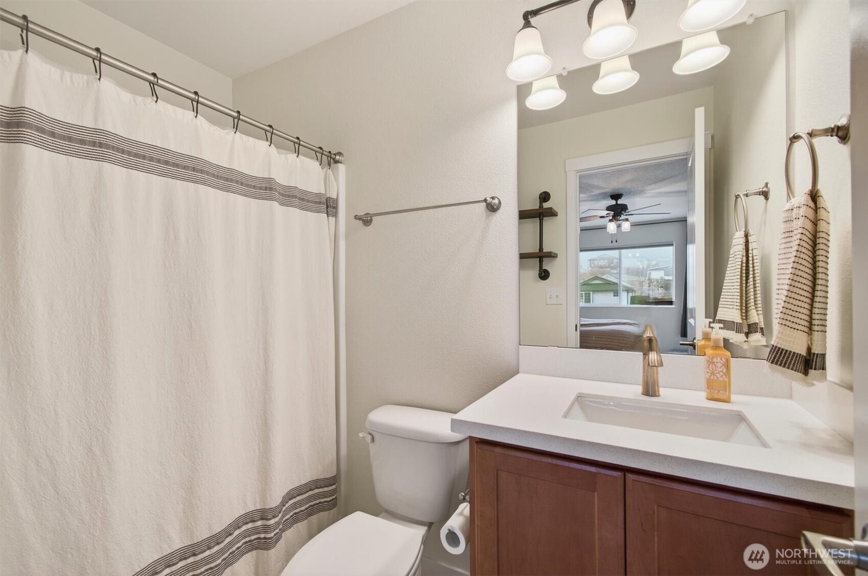 375 South 10th Street Kalama, WA 98625 - Photo 19 of 29