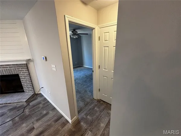 $59,900 | 1606 Willow Wren Court, Unit 305, Florissant, MO 63033