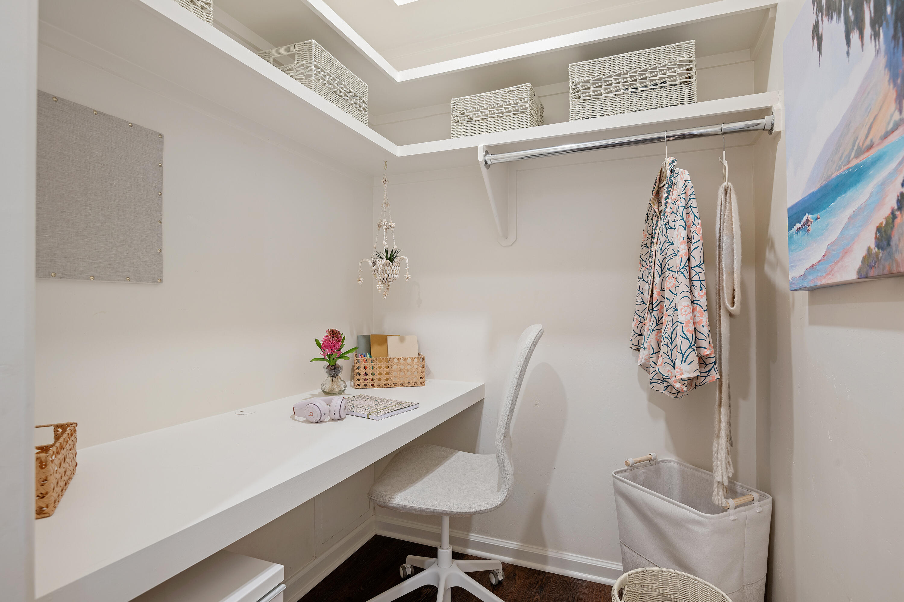 Undisclosed Address Santa Barbara, CA 93111 - Photo 13 of 20 a bathroom with a sink and a mirror