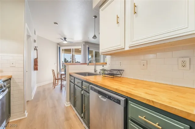 $269,000 | 7189 South Durango Drive, Unit 306, Las Vegas, NV 89113