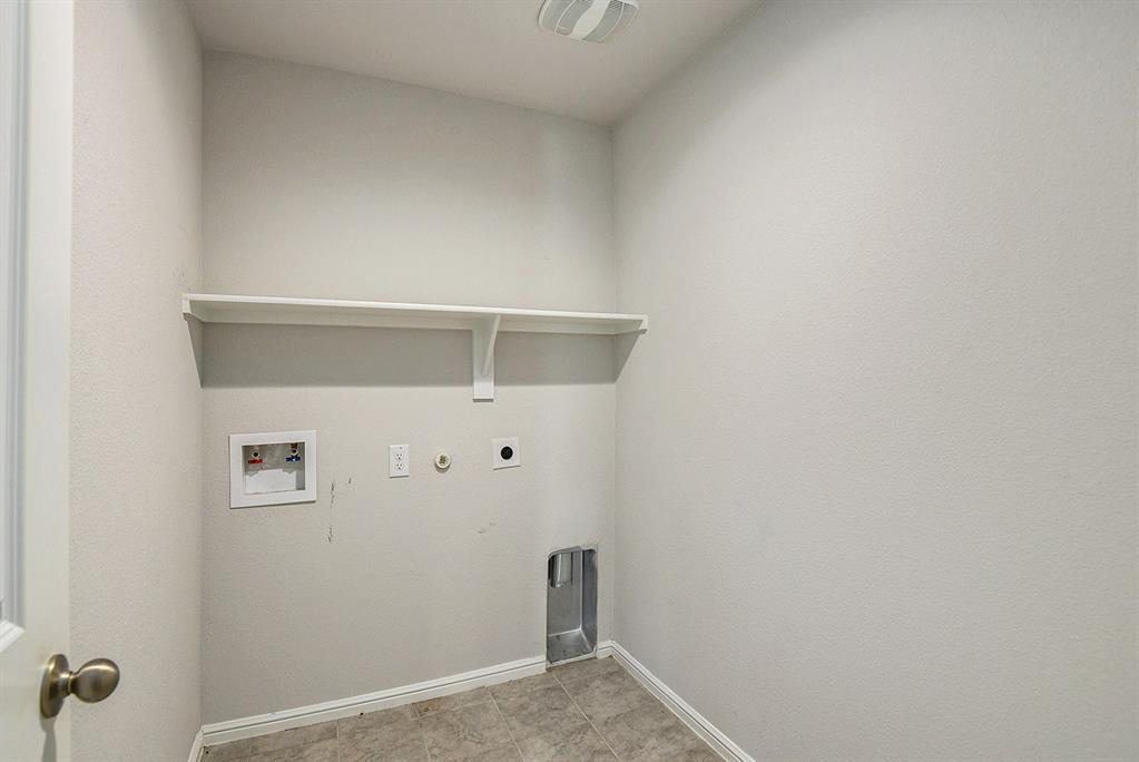 805 Durango Lane Cleburne, TX 76033 - Photo 20 of 23 a view of an empty room