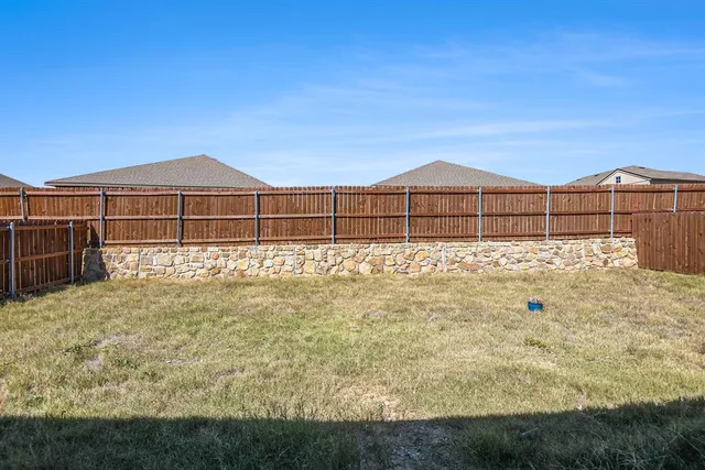 a big room with an outdoor space