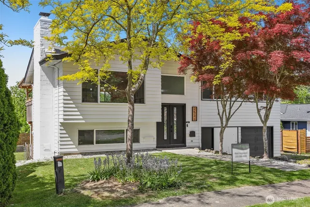 $719,900 | 2531 Smithers Avenue South, Renton, WA 98055