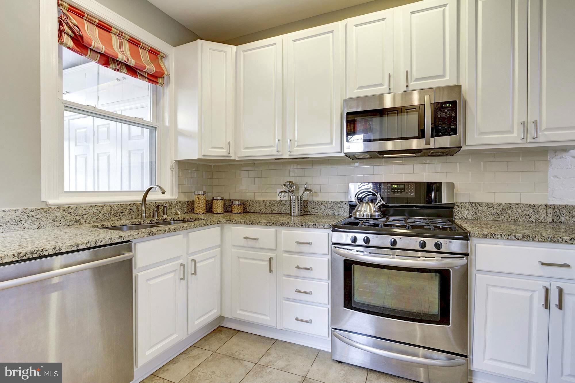 1751 Park Road Northwest Washington, DC 20010 - Photo 5 of 10 Kitchen