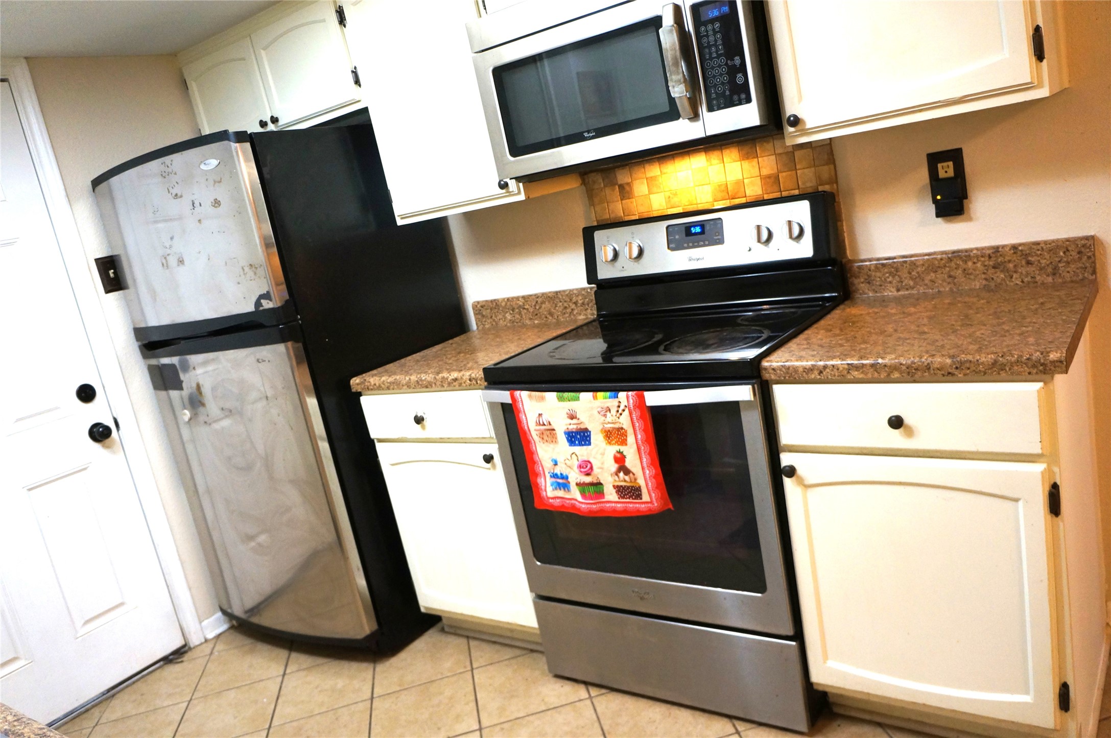 718 Silverpines Road Houston, TX 77062 - Photo 16 of 49