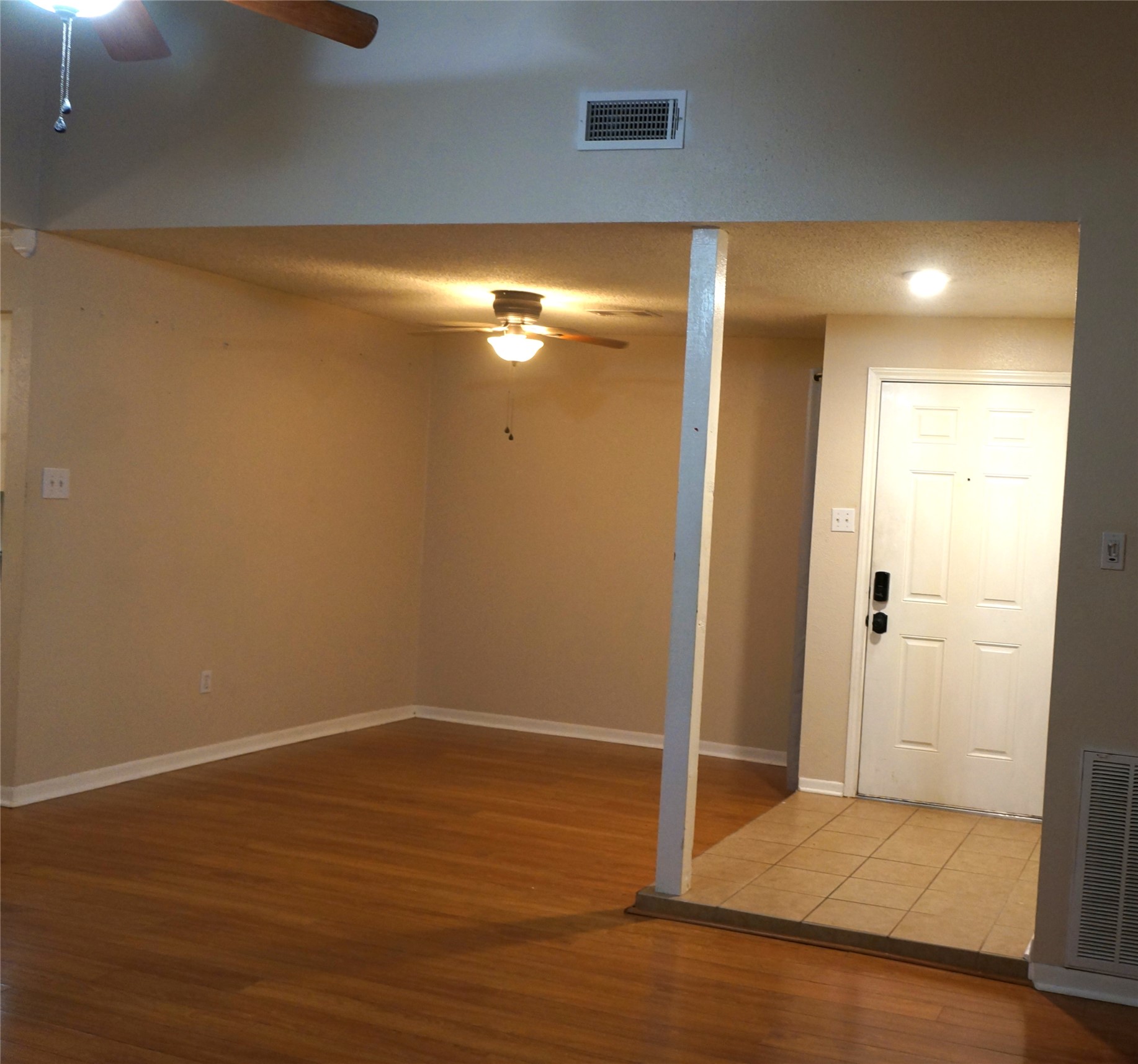 718 Silverpines Road Houston, TX 77062 - Photo 9 of 49 a view of empty room
