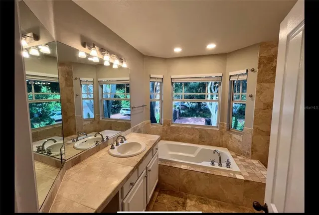 $4,600 | 2920 West El Prado Boulevard, Unit 1, Tampa, FL 33629