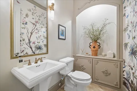 $1,290,000 | 4809 Evergreen Street, Bellaire, TX 77401