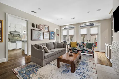 $1,290,000 | 4809 Evergreen Street, Bellaire, TX 77401