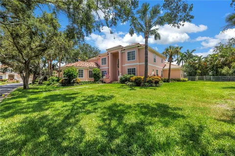 $3,350,000 | 4930 Sandpiper Lane South, St. Petersburg, FL 33711
