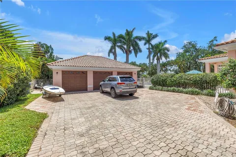 $3,350,000 | 4930 Sandpiper Lane South, St. Petersburg, FL 33711