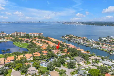 $3,350,000 | 4930 Sandpiper Lane South, St. Petersburg, FL 33711