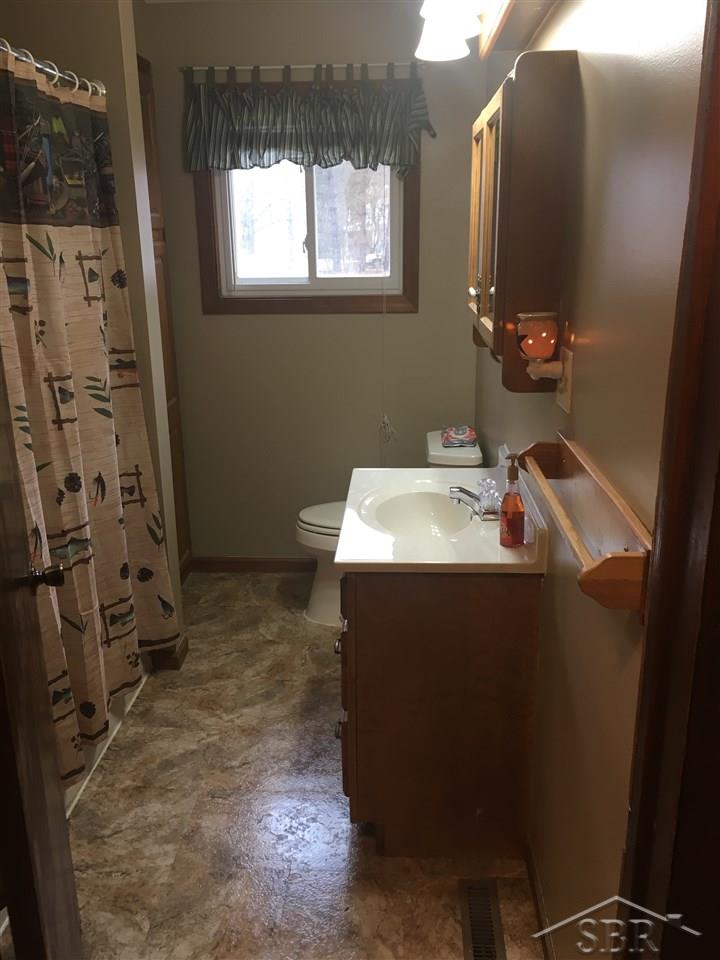 9256 North Seymour Road Montrose, MI 48457 - Photo 15 of 18 31311628-14.JPG