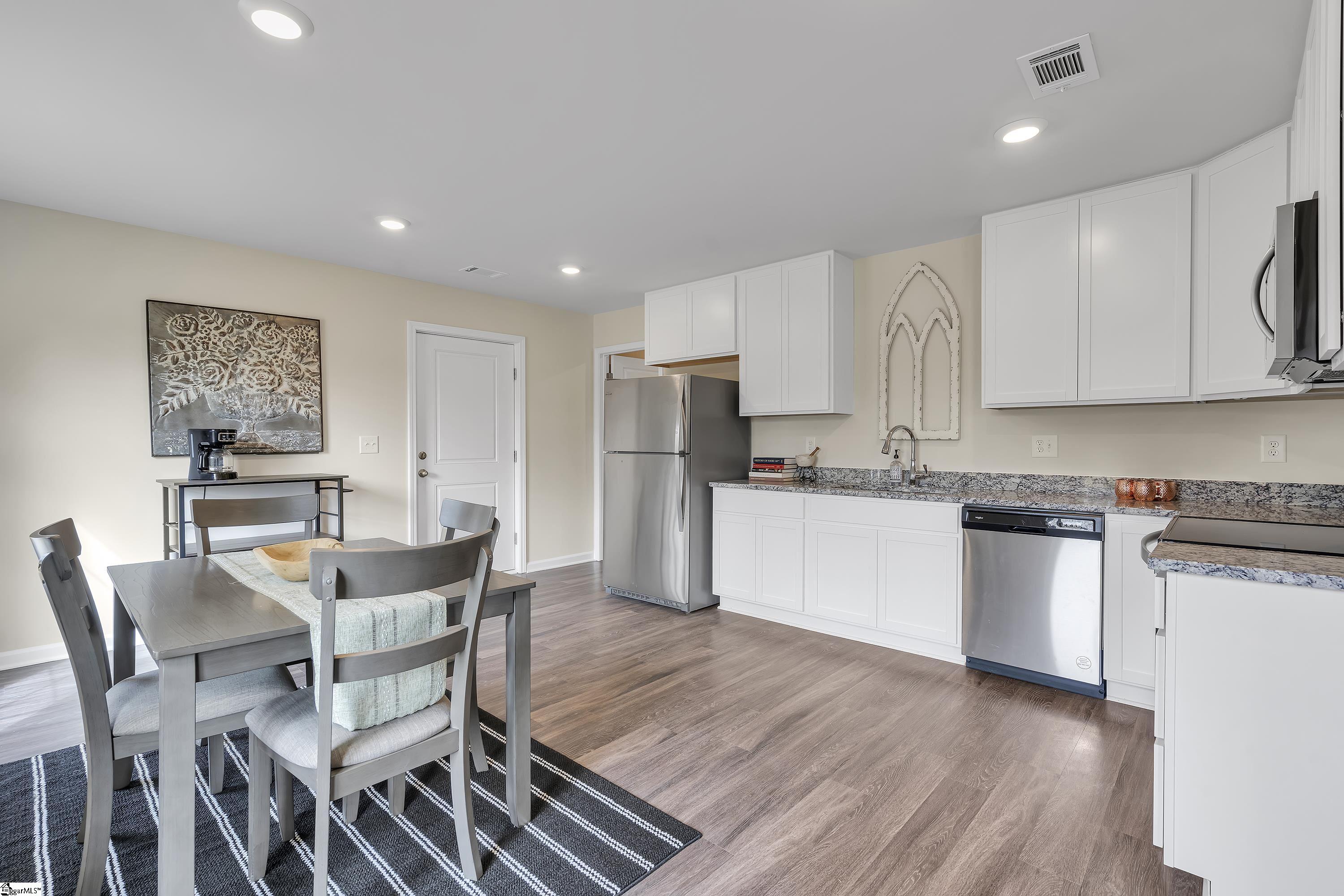 311 Anchor Road Greenville, SC 29617 - Photo 8 of 18 Gallery Image 8