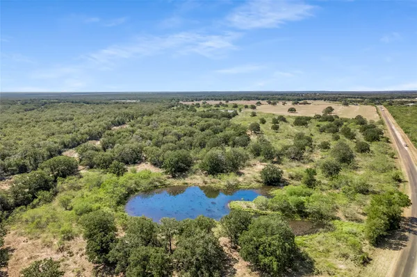 $1,600,000 | 5637 Jeddo Road, Waelder, TX 78959