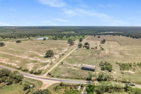 $1,600,000 | 5637 Jeddo Road, Waelder, TX 78959