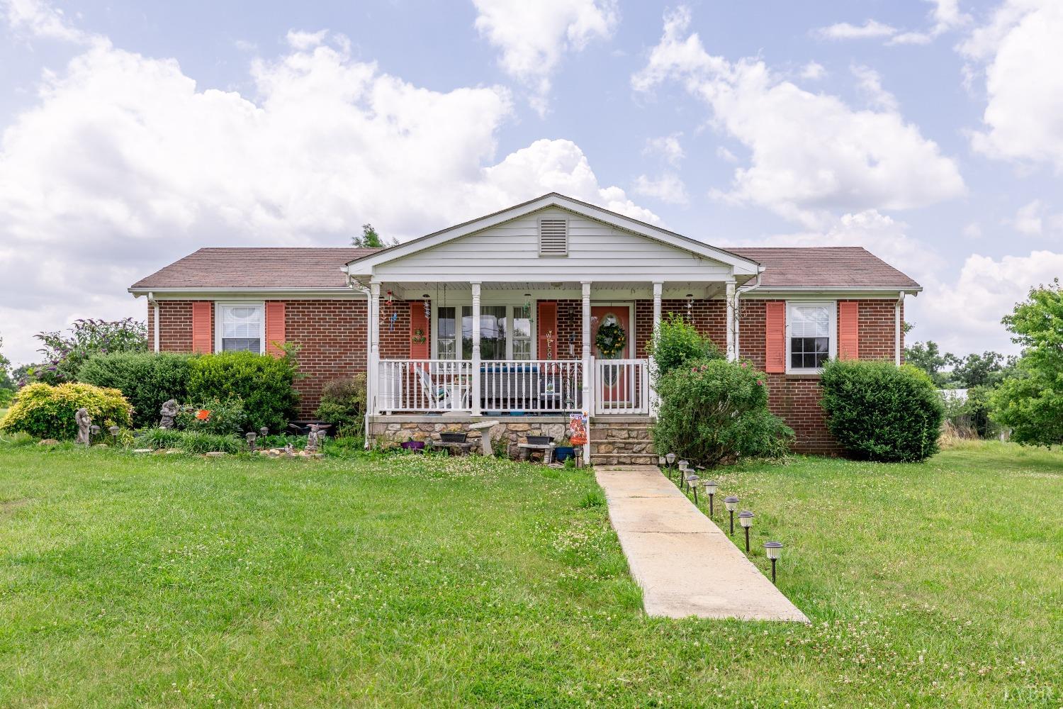 989 Pigeon Run Road Gladys, VA 24554 - Photo 7 of 44 Gallery Image 7
