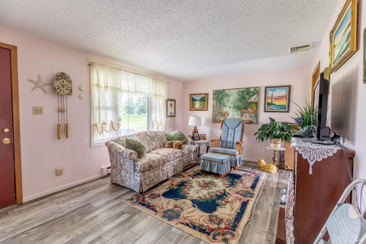 989 Pigeon Run Road Gladys, VA 24554 - Photo 9 of 44 Gallery Image 9