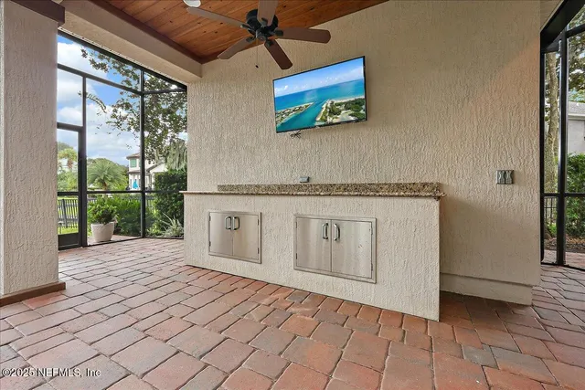 $2,400,000 | 13636 Queens Harbor Boulevard North, Jacksonville, FL 32225