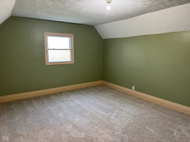 $219,000 | 1724 East 1000 South, Kingman, IN 47952