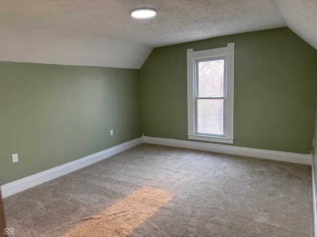 $219,000 | 1724 East 1000 South, Kingman, IN 47952