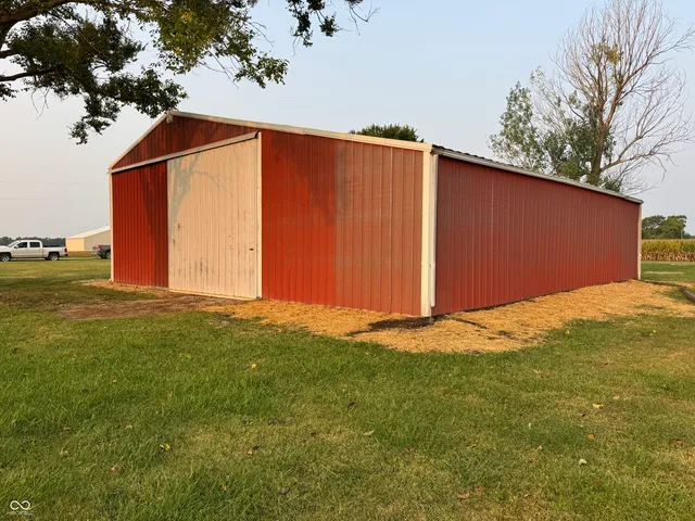 $219,000 | 1724 East 1000 South, Kingman, IN 47952