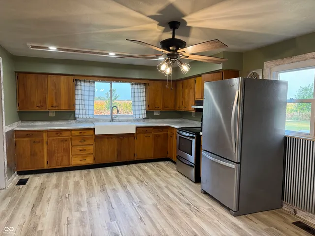 $219,000 | 1724 East 1000 South, Kingman, IN 47952