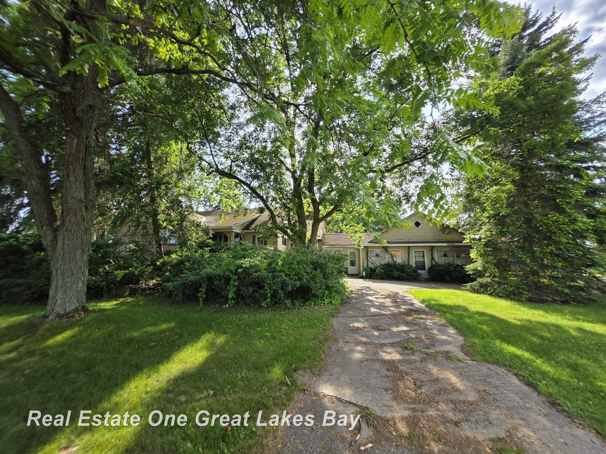 27 North Grout Road Gladwin, MI 48624 - Photo 53 of 77