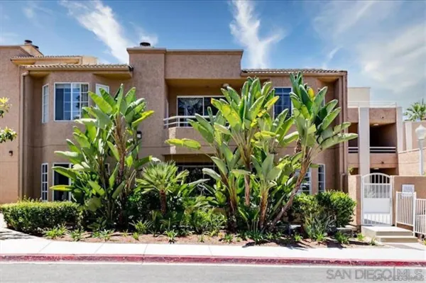 $4,575 | 3969 Mahaila Avenue, Unit 113, San Diego, CA 92122