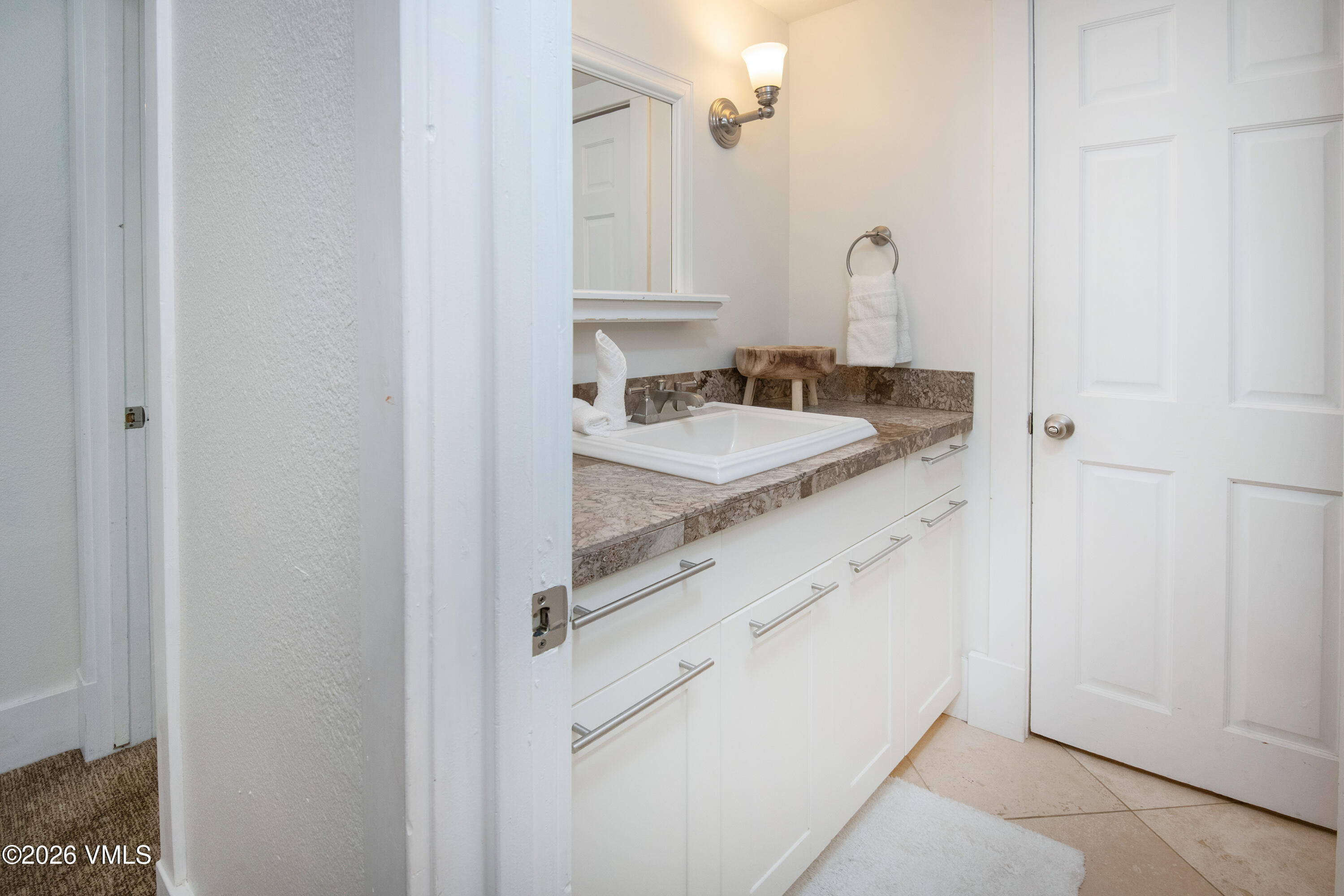 2875 Manns Ranch Road, Unit E1 Vail, CO 81657 - Photo 21 of 39 2875-Manns-Rnch-E-1_22