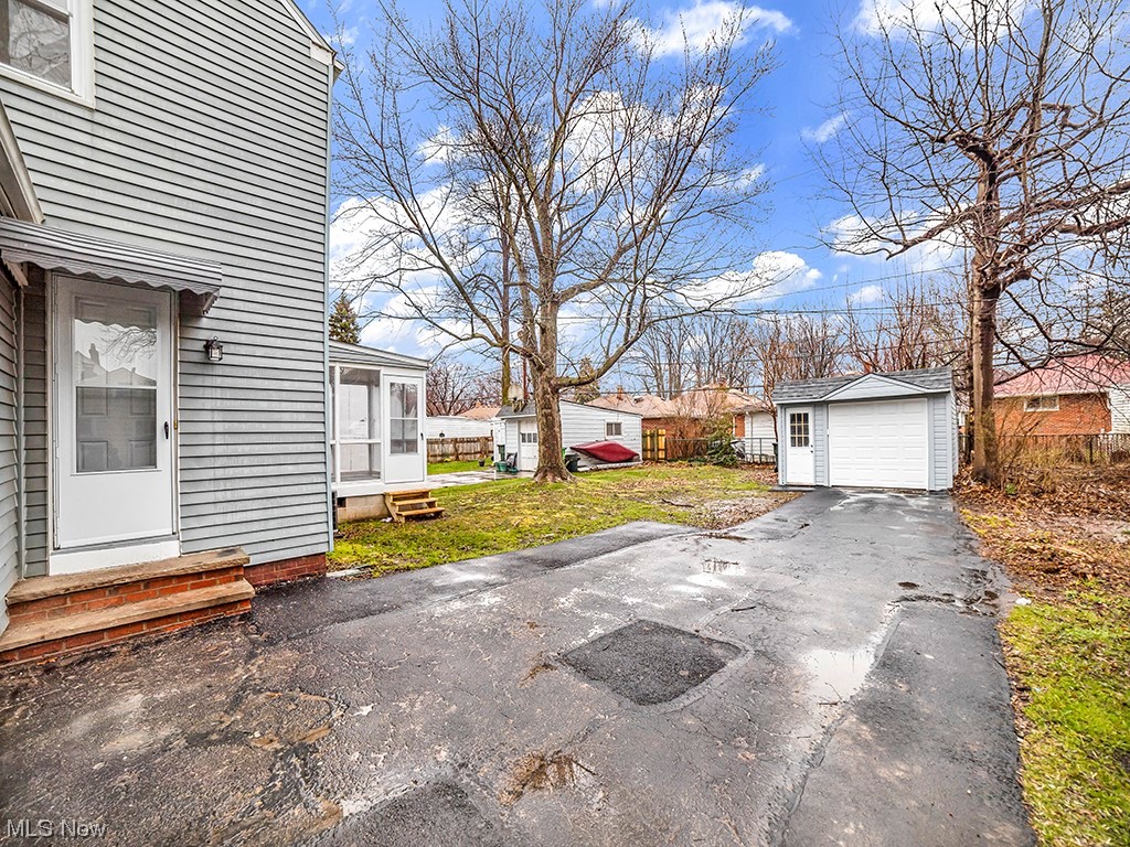 1105 Piermont Road Cleveland, OH 44121 - Photo 32 of 32