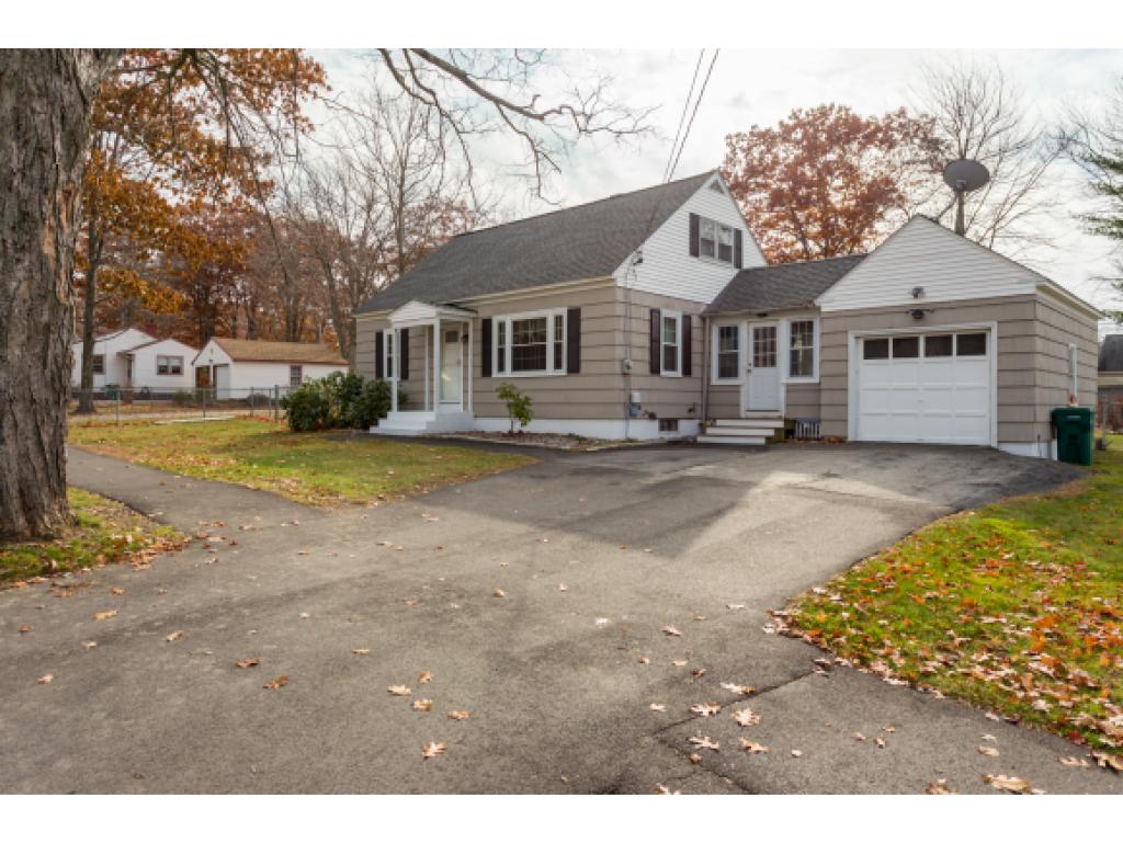 439 Salmon Falls Road Rochester, NH 03868 - Photo 3 of 20