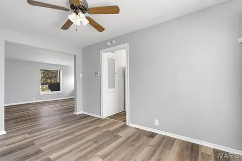 $165,000 | 1059 North And South Road, University City, MO 63130