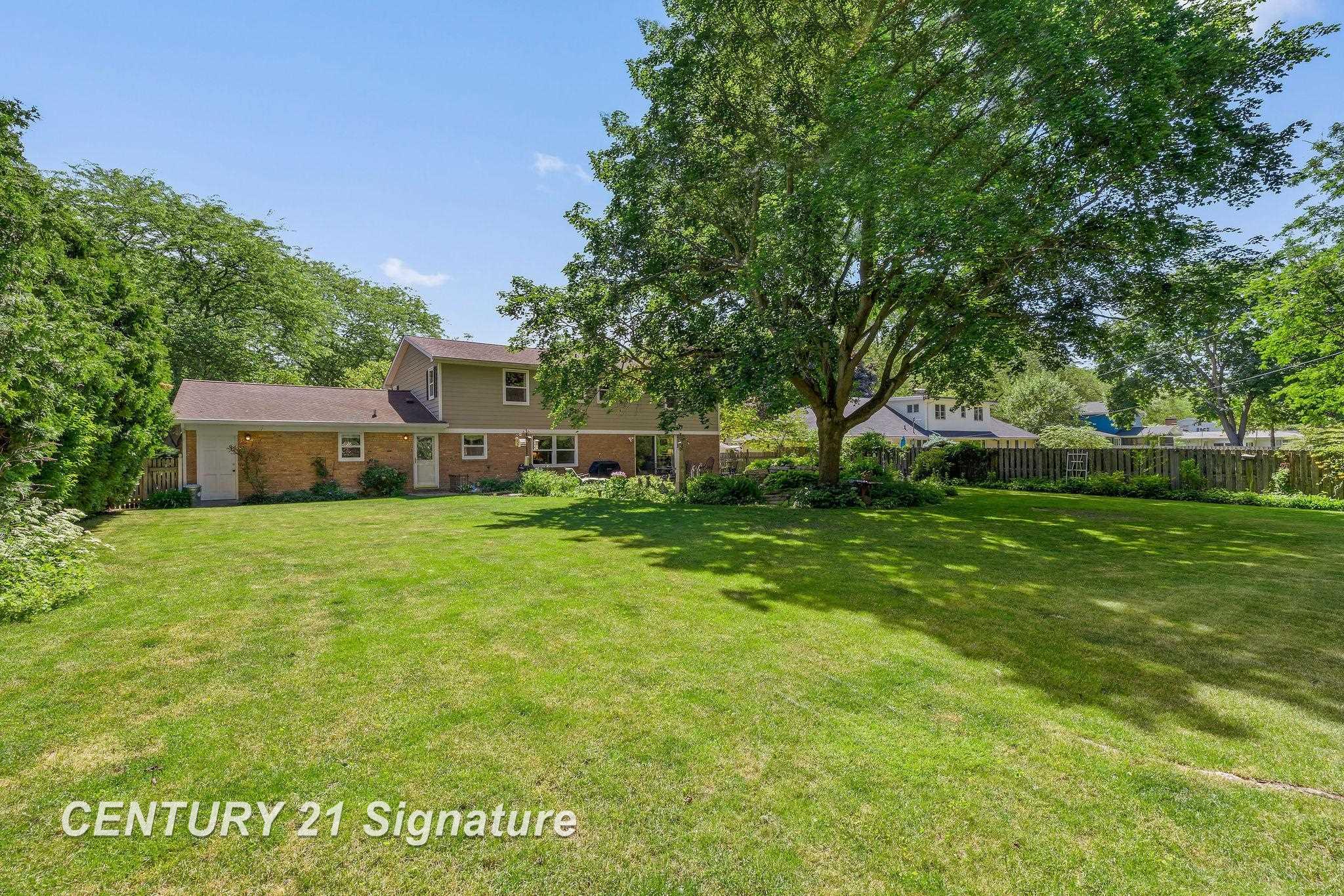 358 Somerset Road Saginaw, MI 48638 - Photo 42 of 46