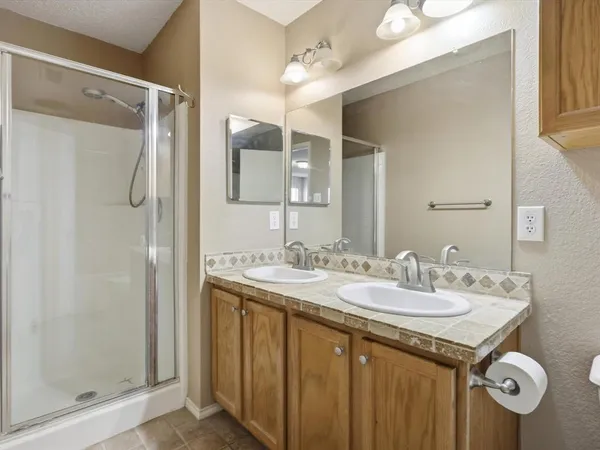 $2,300 | 4608 Cedar Crest Drive, McKinney, TX 75070