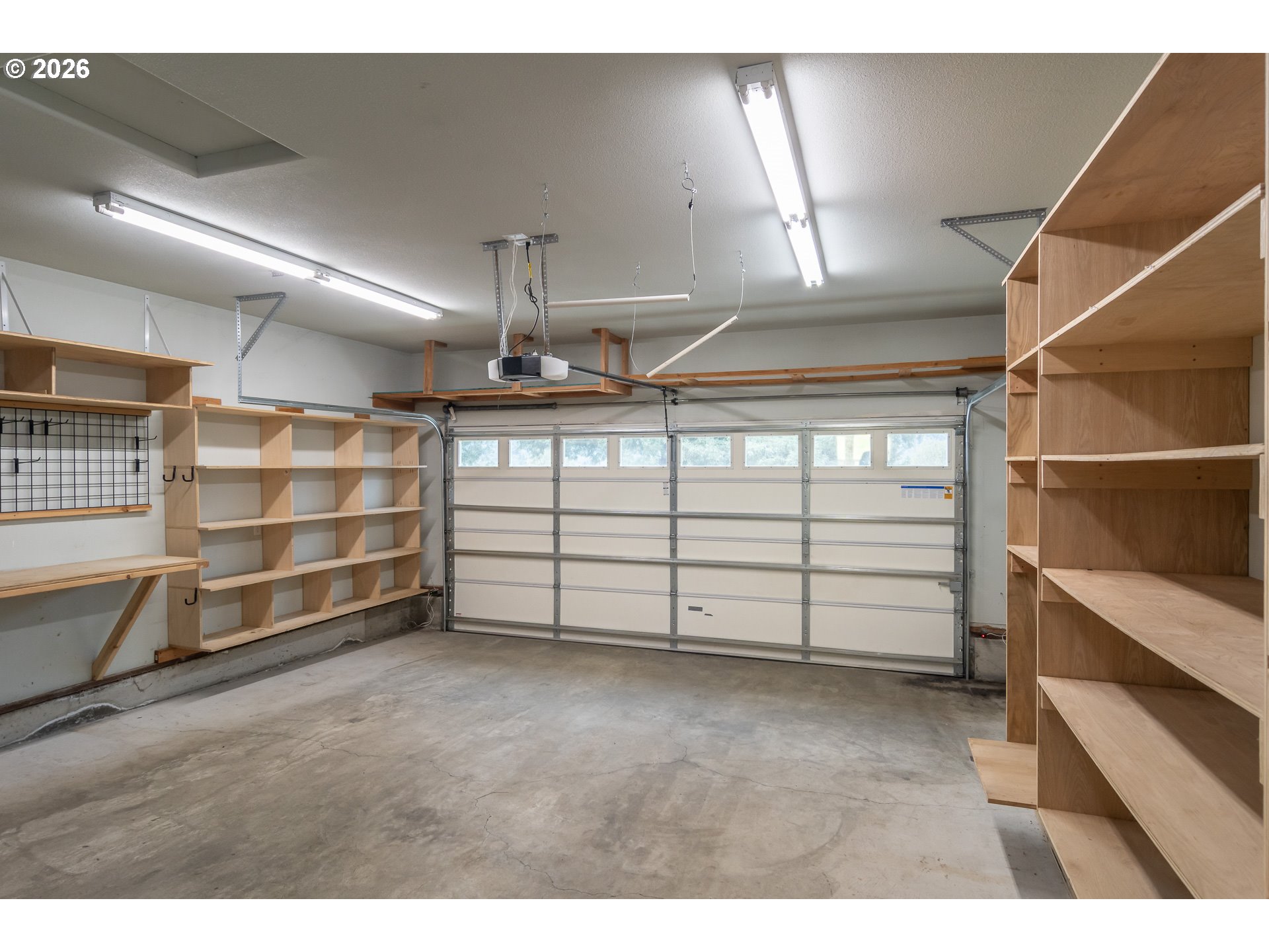 4509 Northeast Ridenour Street Winchester, OR 97495 - Photo 11 of 37