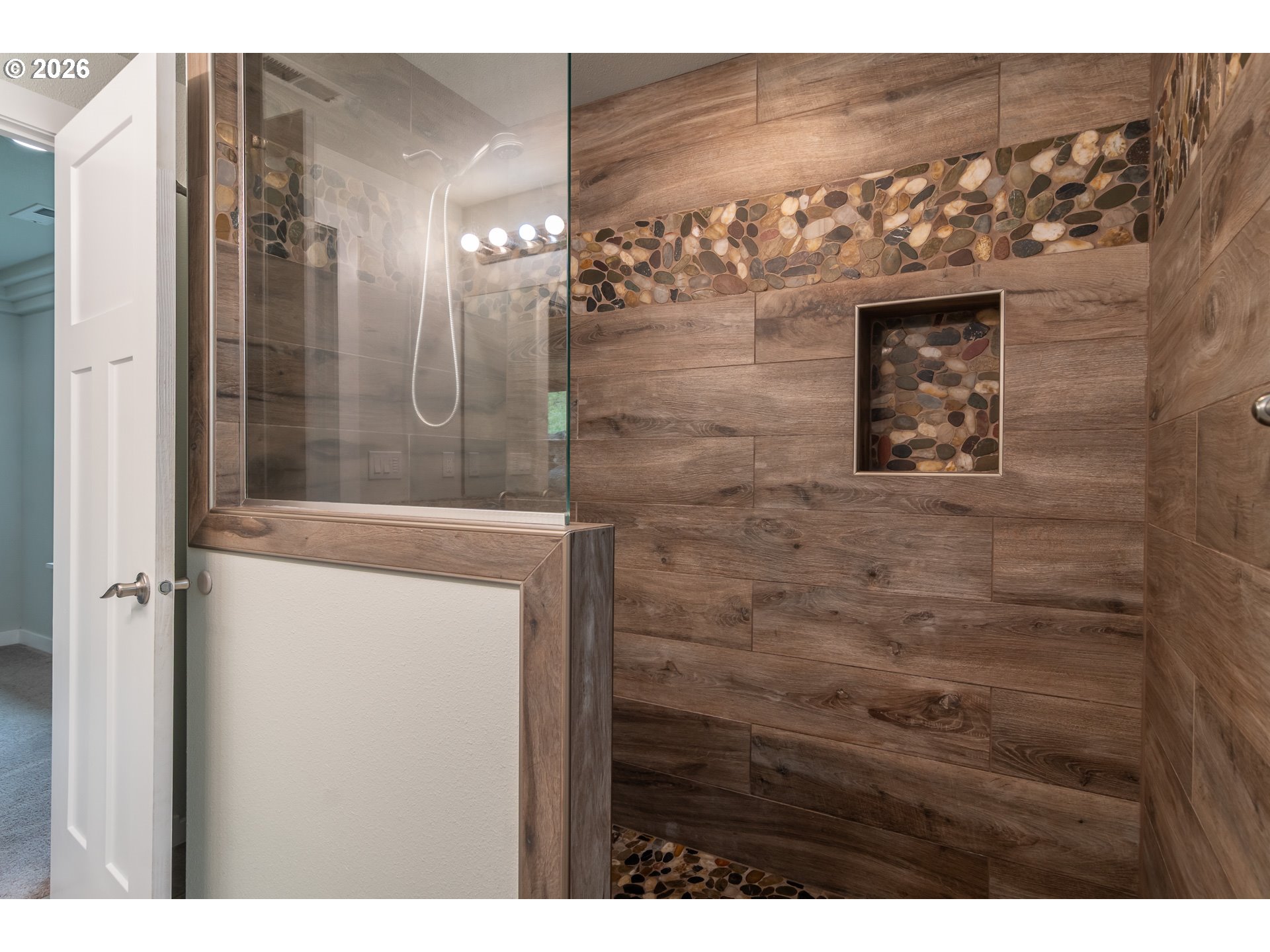 4509 Northeast Ridenour Street Winchester, OR 97495 - Photo 21 of 37