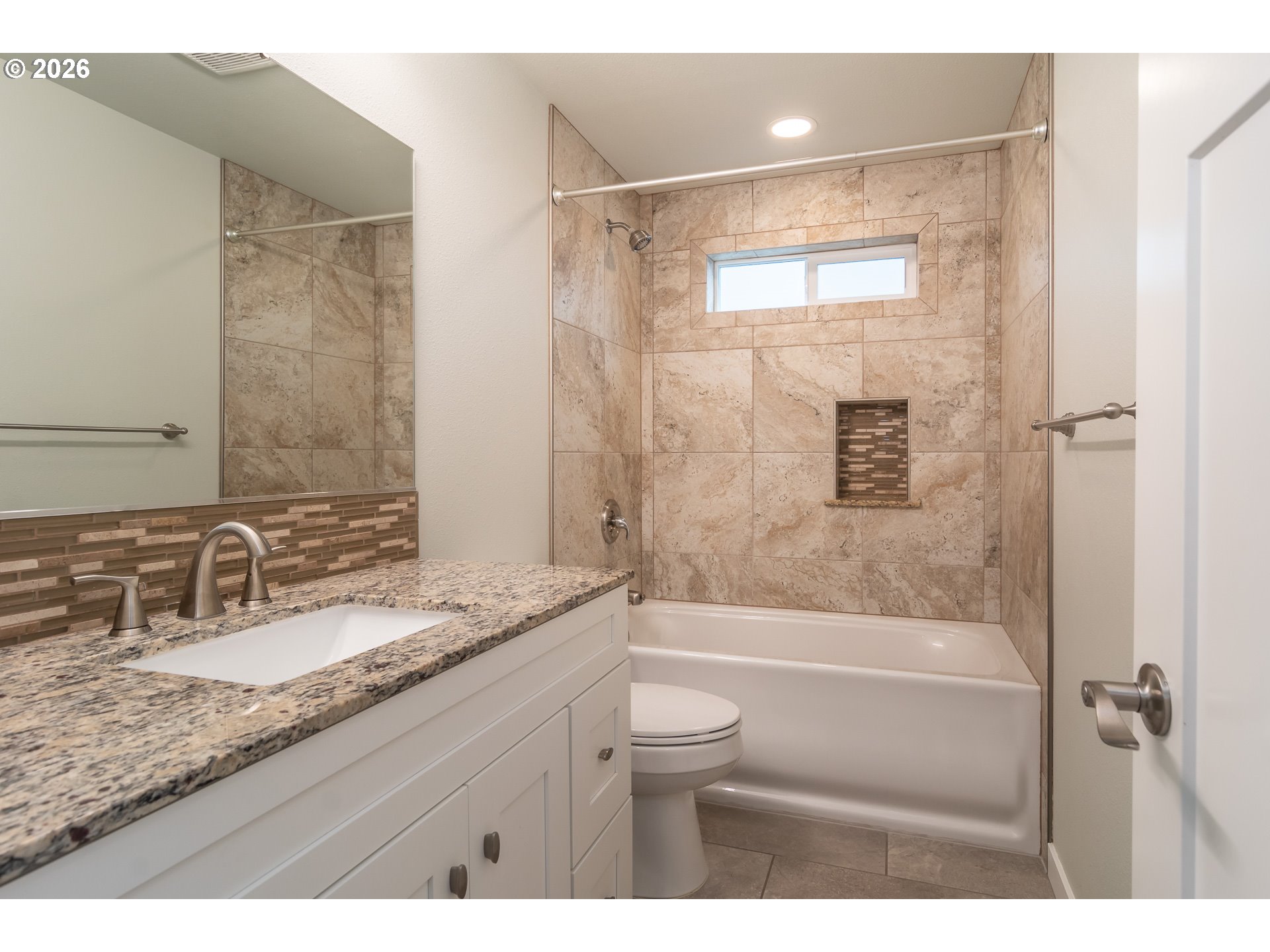 4509 Northeast Ridenour Street Winchester, OR 97495 - Photo 25 of 37