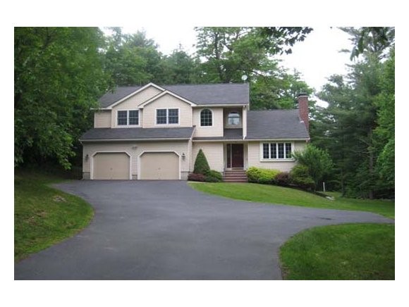 32 Governor Dinsmore Road Windham, NH 03087 - Photo 1 of 1