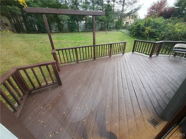 $349,900 | 109 Vantage Drive, Camillus, NY 13031