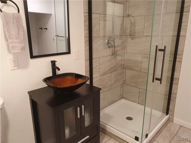 $349,900 | 109 Vantage Drive, Camillus, NY 13031