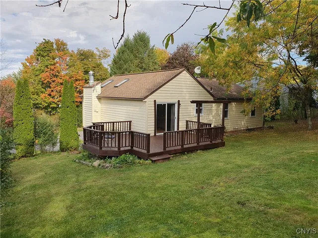 $349,900 | 109 Vantage Drive, Camillus, NY 13031