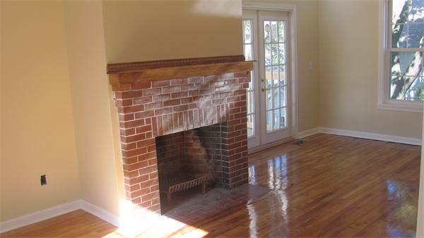 21 Pomona Road Worcester, MA 01602 - Photo 3 of 12